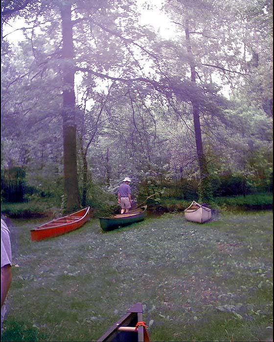 CanoeTrip_052204-003.jpg 112.5K
