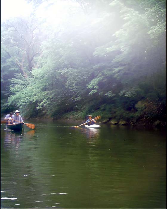 CanoeTrip_052204-016.jpg 54.4K