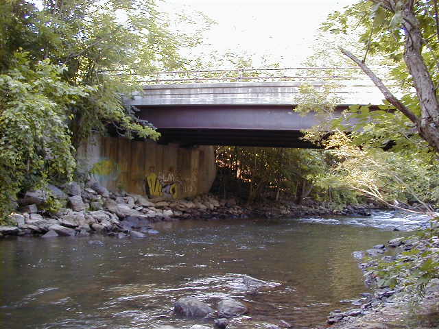 FC02_06_27_04-002.jpg 61.7K