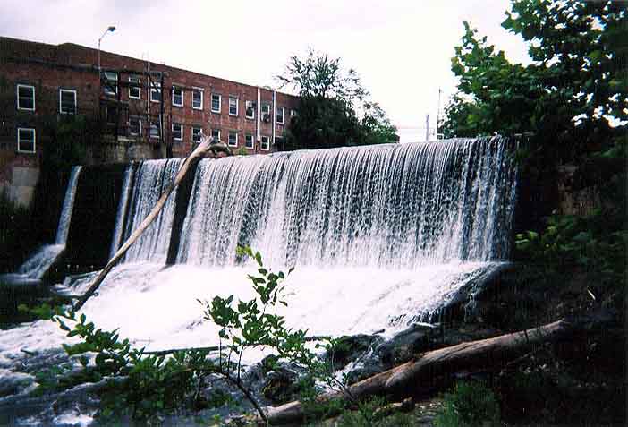 FC04_07_11_04-009.jpg 66.4K